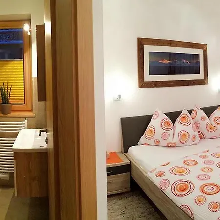 アパート Natural A